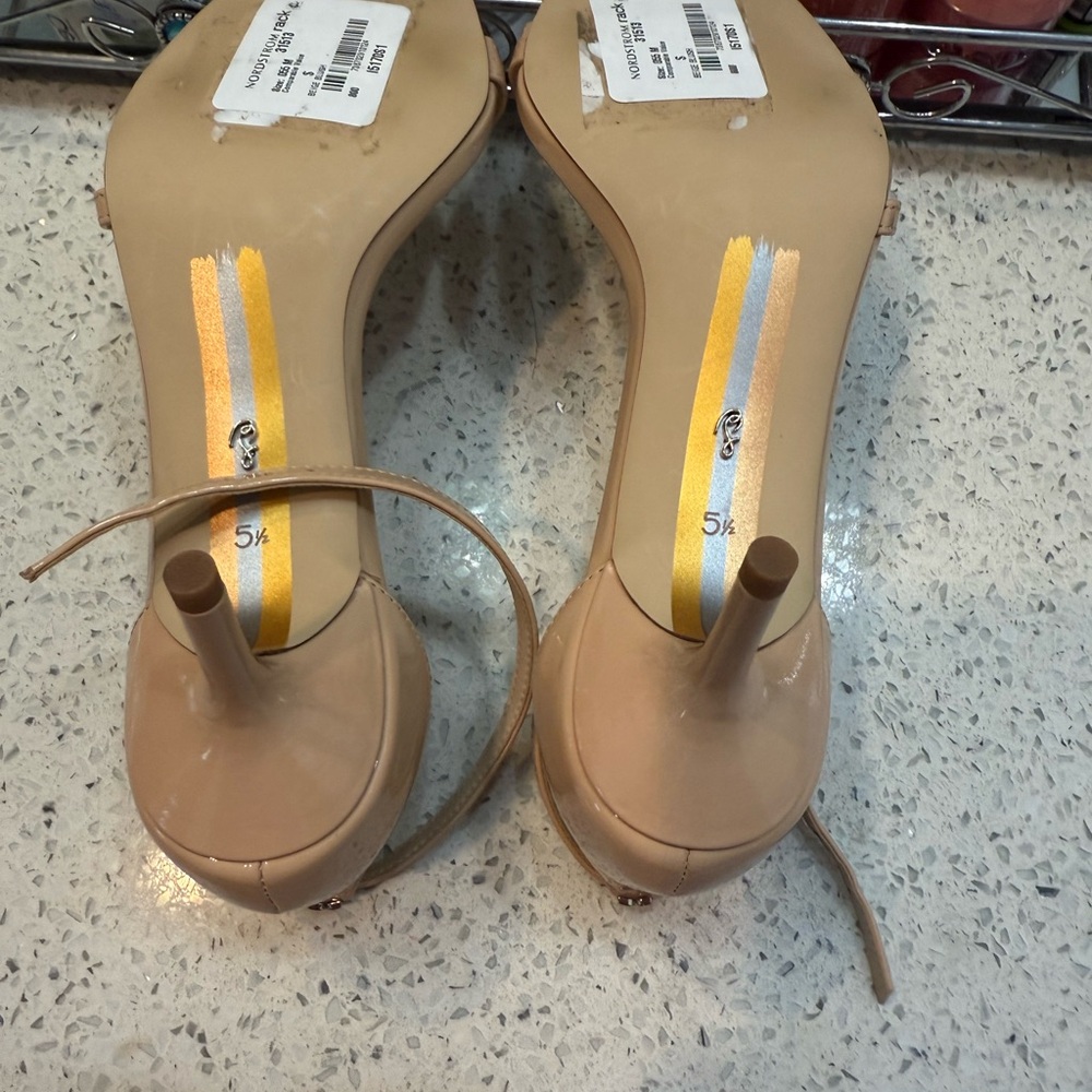 Nordstrom Tan Minimalist Kitten Heels - Picture 7 of 8